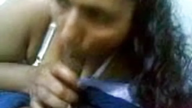 માતા સાથે એક મોટી નગ્ન ગાંડ stroking બાલ્ડ pussy સાથે આંગળીઓ નાની ડિંટ્ડી બીપી વીડીયો સેકસી