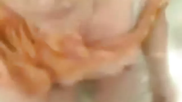છોકરી fucks પોતાની સેકસી વીડિયો બીપી વીડીયો જાતને સેક્સ રમકડાં, અને વર્તે ખૂબ જ લાગણીશીલ છે.