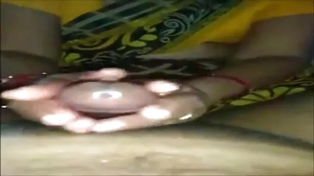યુવાન સોનેરી સાથે અગ્રણી સ્તનો fucks તેના પ્રેમી સાથે ત્રીપલ એક્સ બીપી વીડીયો સેકસી માર્ગ પર હોઈ