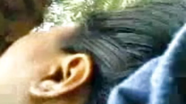 માણસ fucks જાડા ચરબી ગાંડ યુવાન મહિલા વીડીયો સેકસી બીપી અને વળે કેમેરા પર પડોશના