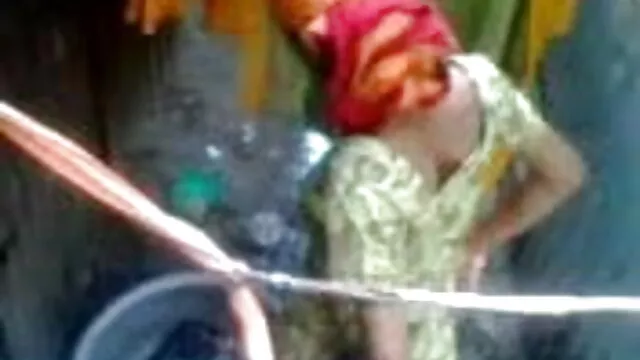 હું નથી આ સ્ક્રીન fucks સાથે પોતાની જાતને એક હાથ, અને રબર નકલી લોડો બીપી વીડીયો સેકસી બીપી વીડીયો સેકસી