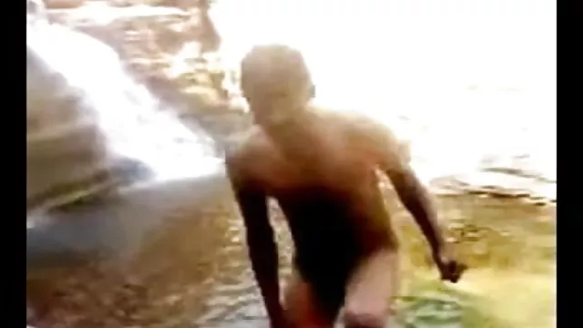 માતા સાથે બીપી સેકસી વીડીયો બતાવો મોટી ગાંડ fucks ગુદા સાથે વિશાળ સેક્સ ટોય સાથે પગ ઉઠાંતરી