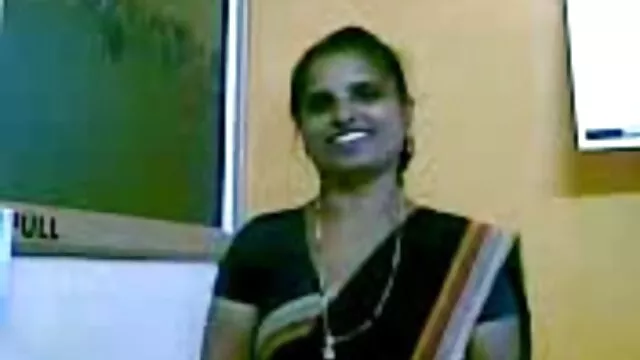 શ્યામ ત્વચા sluts દેખીતી બીપી વીડીયા સેકસી રીતે કંઈક માટે રાહ જોઈ અને કોઈને પીછો